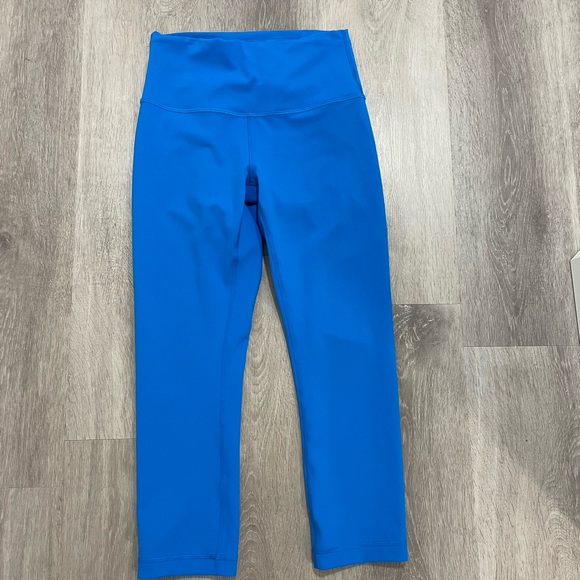 EXCELLENT CONDITION Lululemon leggings - Picture 3 of 5